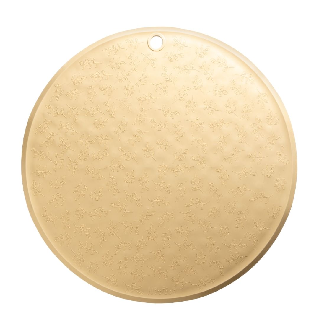 Rund gul bademåtte lavet i naturgummi fra Natruba fås hos Nordic Simply