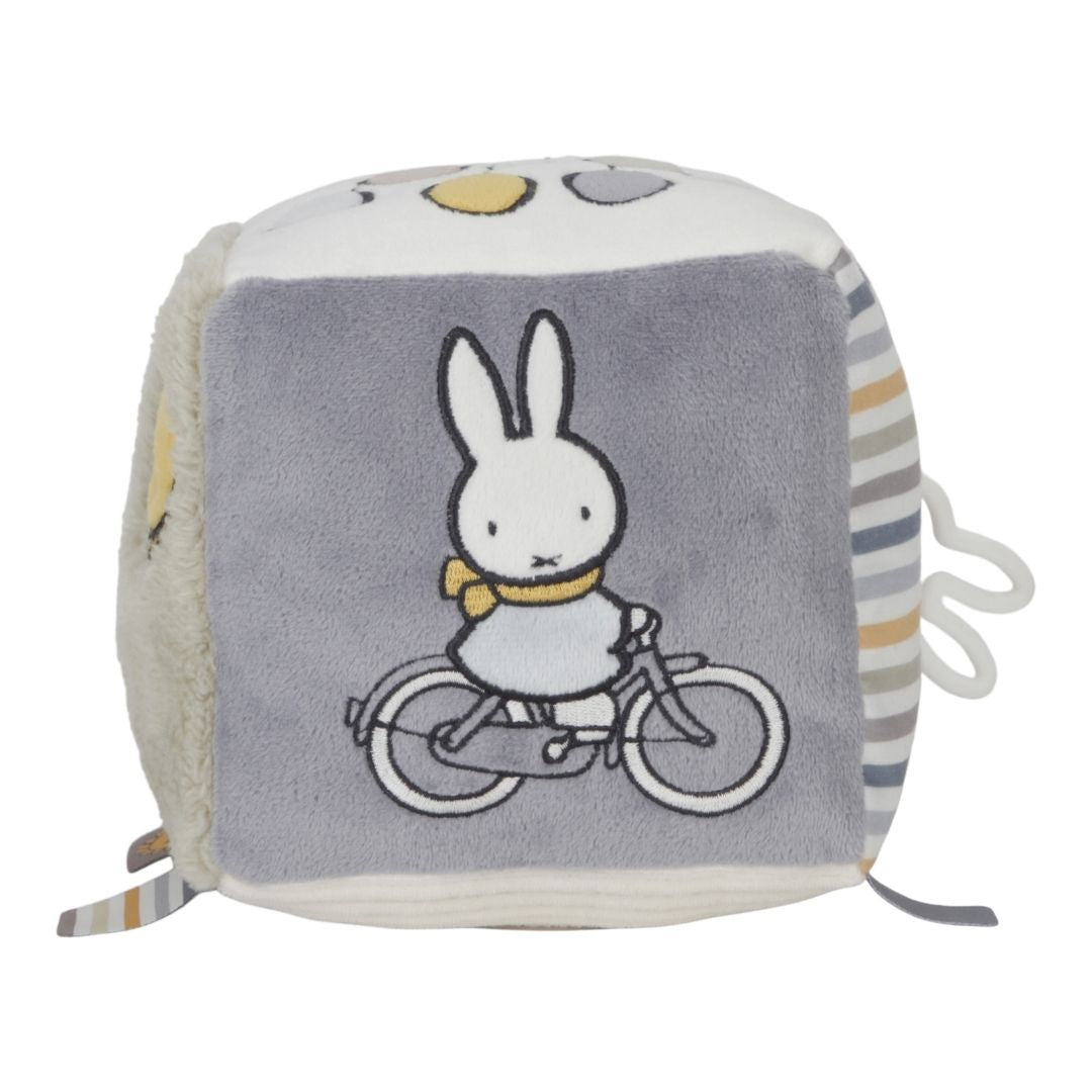 Aktivitetsterning til baby | Kanin blå med Miffy på cykel og farverige teksturer, perfekt til babys sanser.