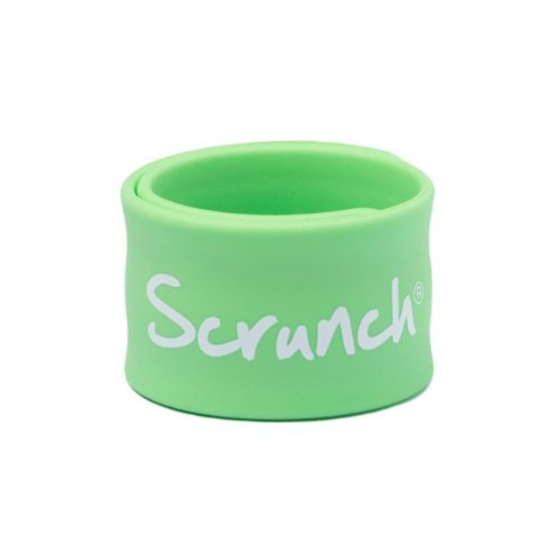 Grøn armbånd "jeg er blevet væk" fra Scrunch fås hos Nordic Simply