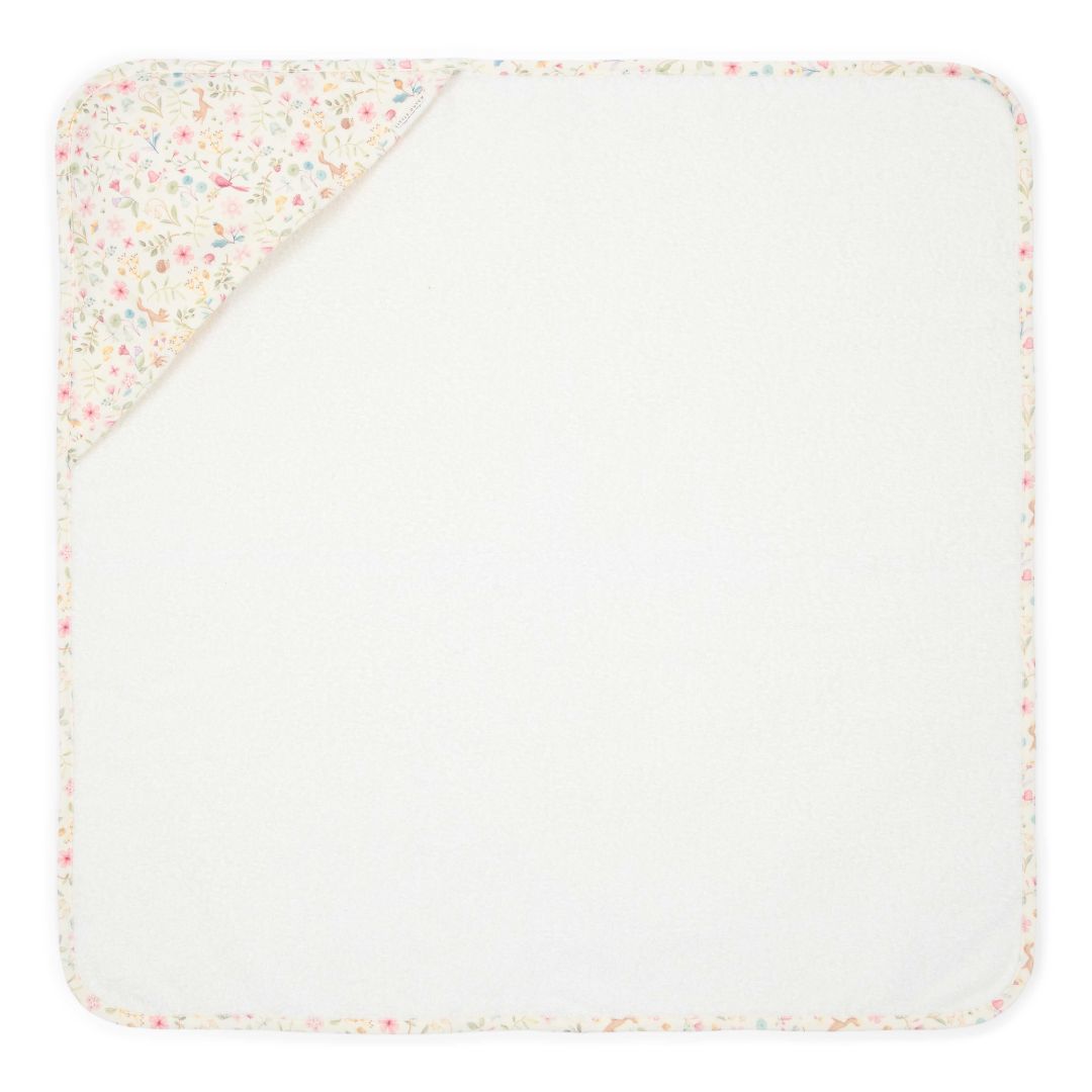 Badehåndklæde | Økologisk frotté, hvid med hætte med blomster og blomsterkant. Perfekt til baby efter bad.