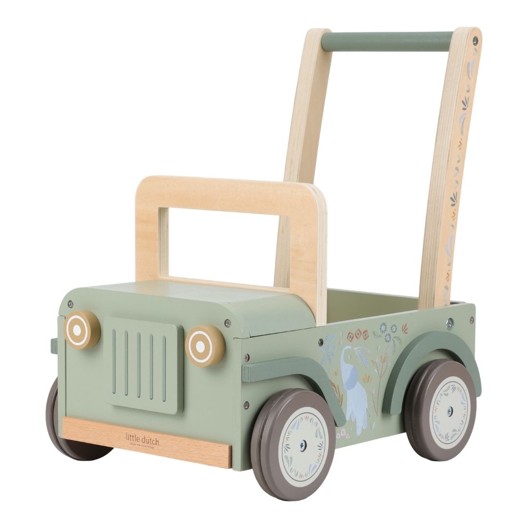 Gåvogn som grøn safaribil, prewalker i træ med plads til legetøj, fra Little Dutch Safari kollektion.