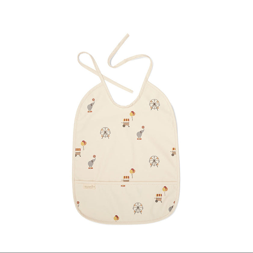 hagesmaek i beige med motiver af cirkus, og lomme foran, unisex.