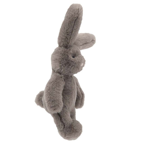 Grå kaninbamse med blød øko-tex® certificeret pels og lange ører fra Moulin Roty, godkendt fra 0 år, her set fra siden. Perfekt som barselsgave fås hos Nordic Simply