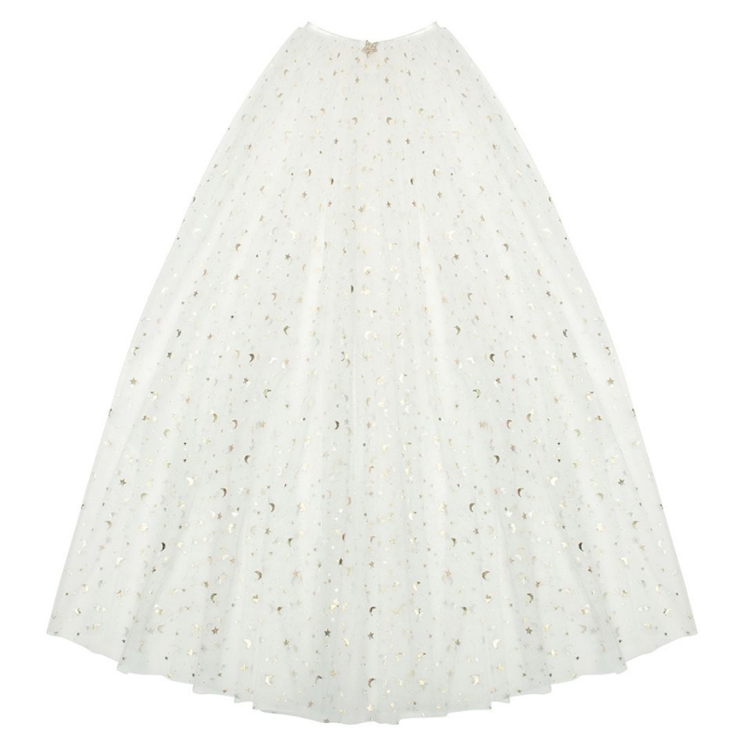 Lang hvid kappe i tyl med flere lag og masser af guld stjerner, perfekt til udklædning som fe, lucia og prinsesse, fra Mimi & Lula fås hos Nordic Simply