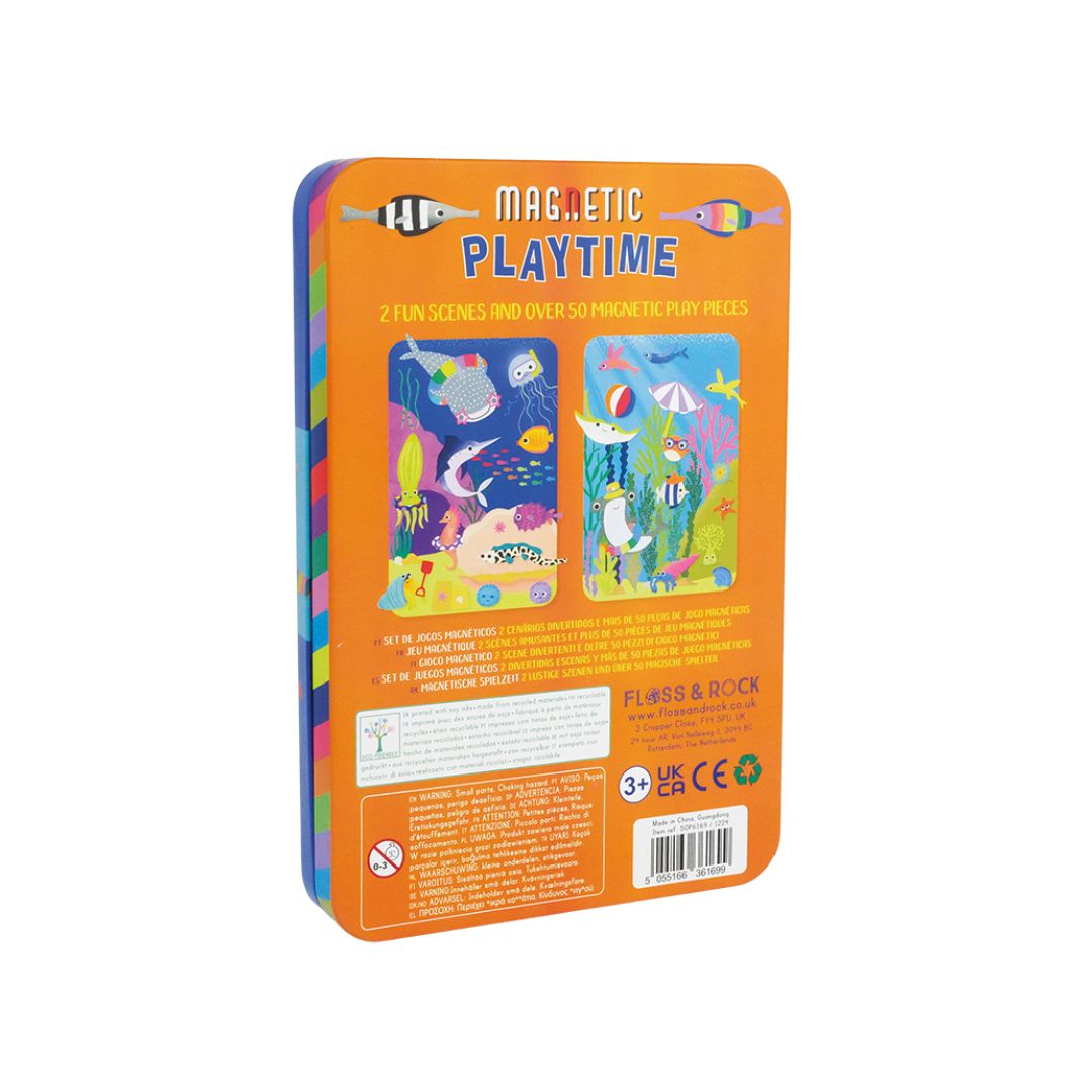 Magnetisk legesæt med havet, fisk og motiver fra stranden,set bagfra, godt legetøj til fordybelse, finmotorik og rejser med børn fås hos Nordic Simply