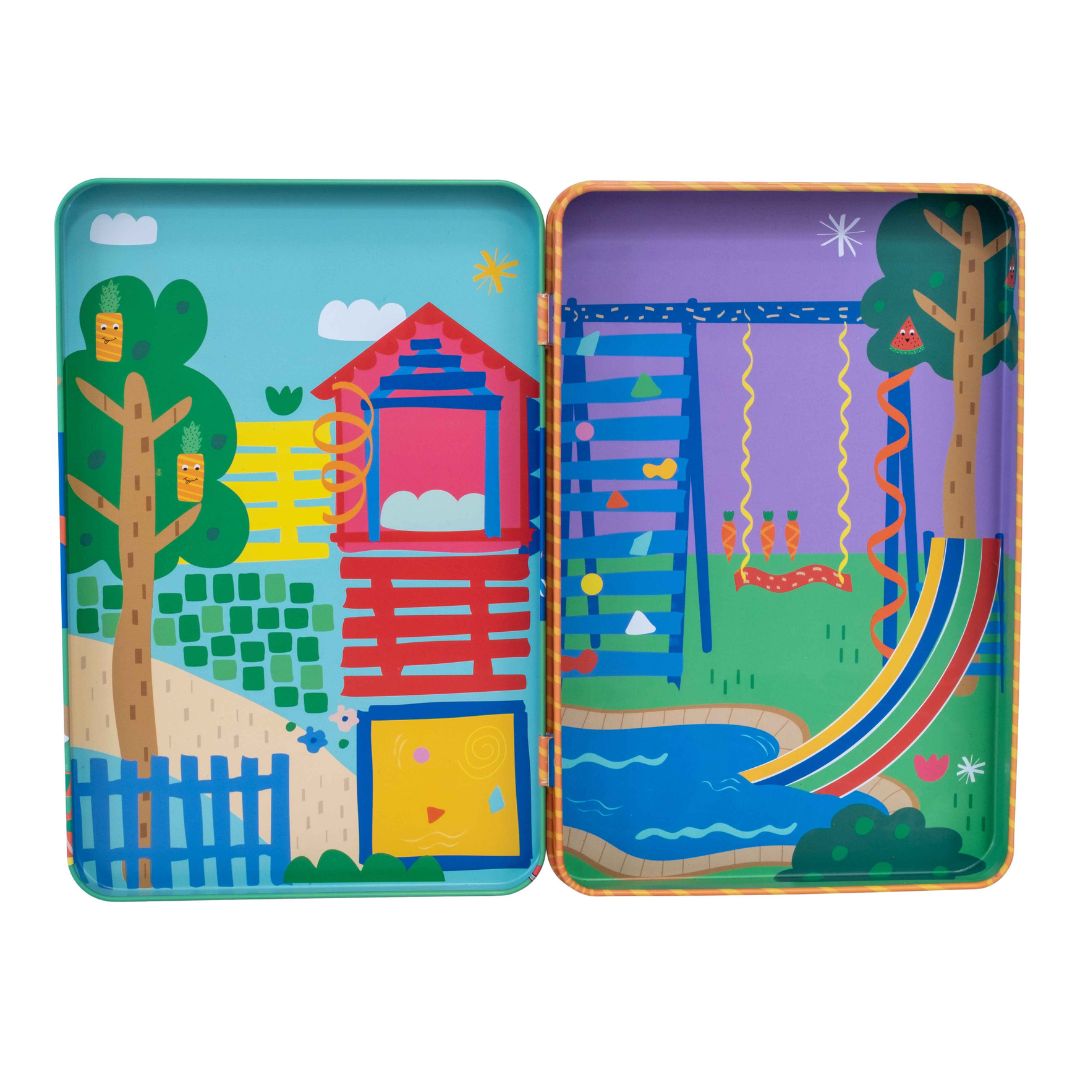 Magnetisk legesæt med kæledyr og fantasidyr, set åbent. Rejselegetøj til fordybelse, finmotorik på fly og i bil, fås hos Nordic Simply