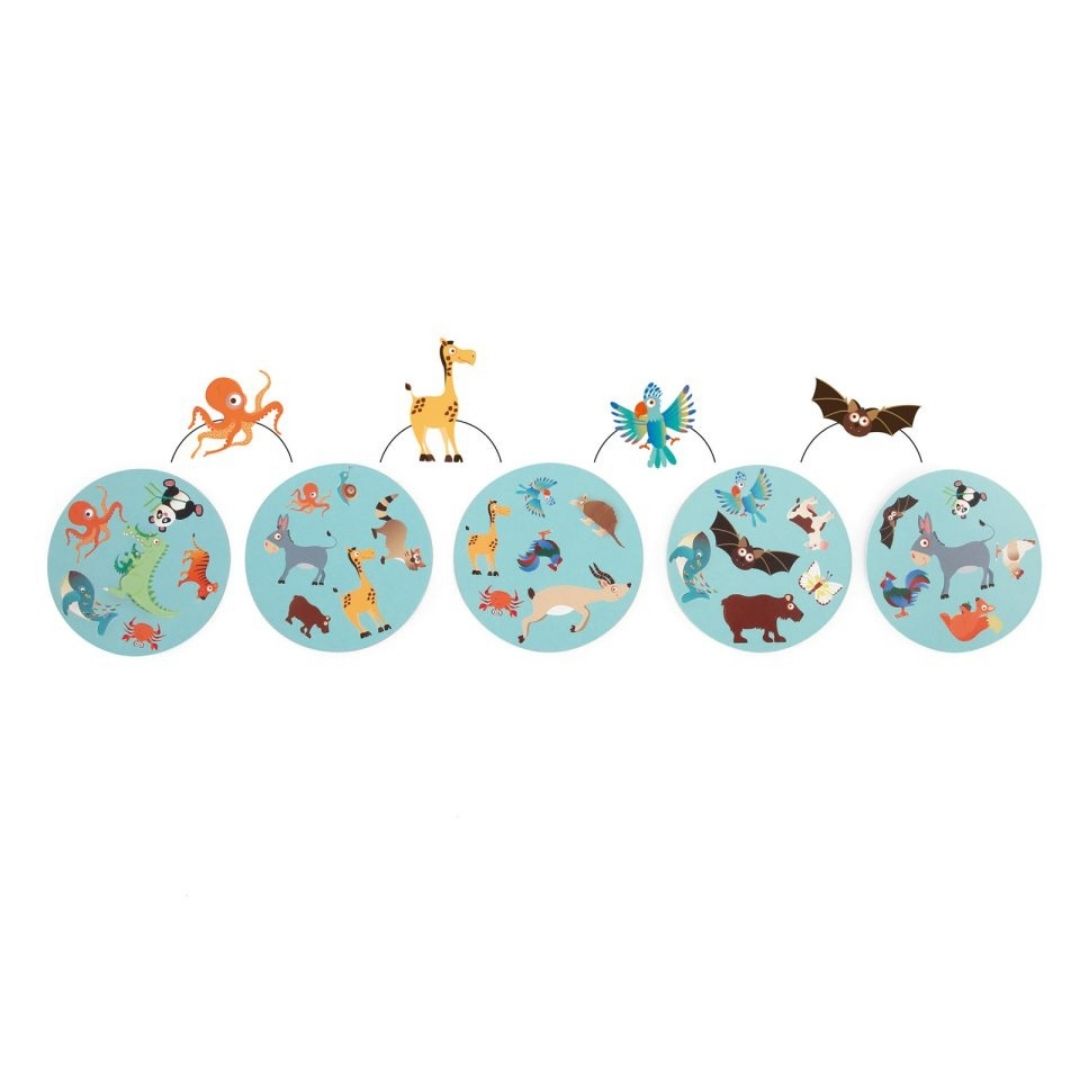 5 plader fra vendespil med vaskebjørne og andre dyr, mini rejsespil til børn fra 5 år, fra Scratch fås hos Nordic Simply