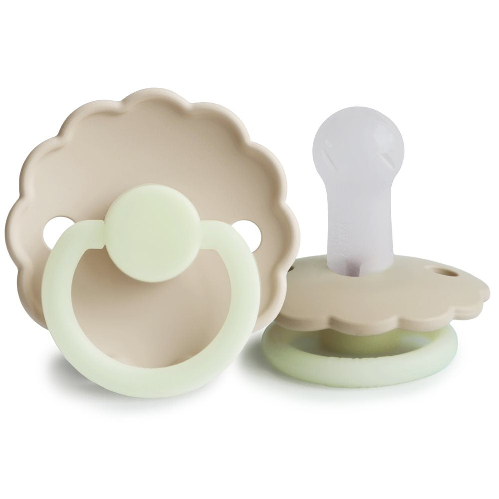 natsutter 2 stk creme farver i silikone, str 2, 6-18 måneder. Daisy fra danske Frigg. Produceret i Danmark.