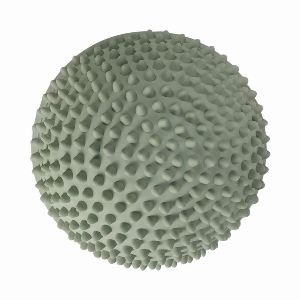 grøn sansesten med knopper til børn fra Find that Hippo fås hos Nordic Simply