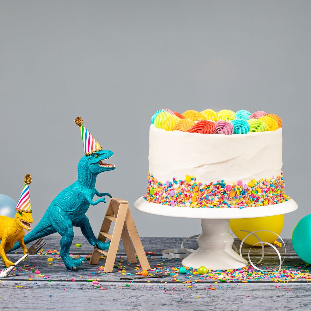 Fødselsdagskage til børnefødselsdag i tema, skattejagt i eventyrtema print-selv udgave fås hos Nordic Simply