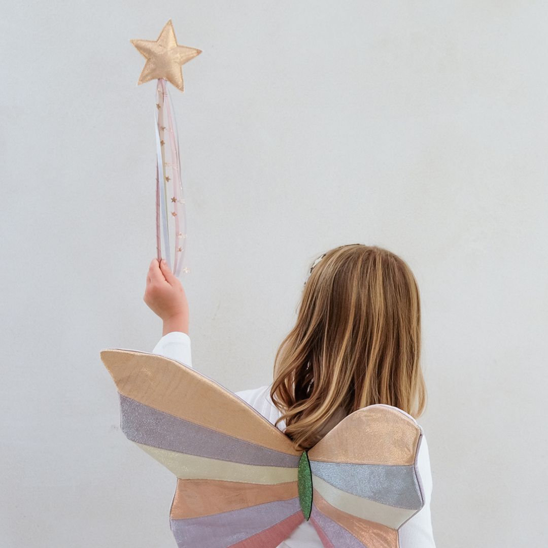 Tryllestav guld med satinbånd