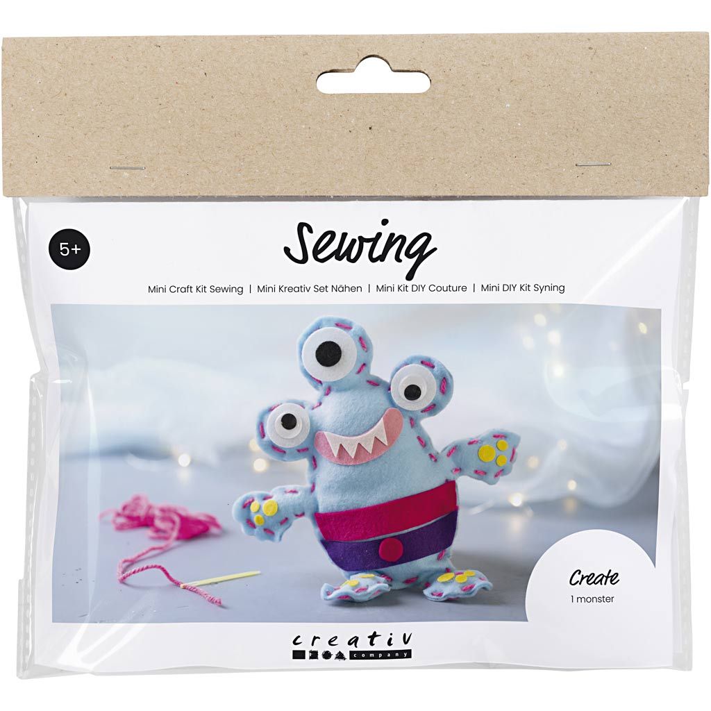 mini diy sæt til at sy et lille monster, kreative ting til børn fra 5 år og op