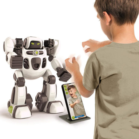 Airo - Din egen robot med AI interagerer med barn ved hjælp af bevægelser og teknologi.