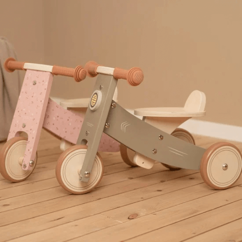 Rosa balancecykel i træ til børn fra 18 måneder og op fra Little Dutch, trehjulet cykel designet til at udvikle balance og koordination