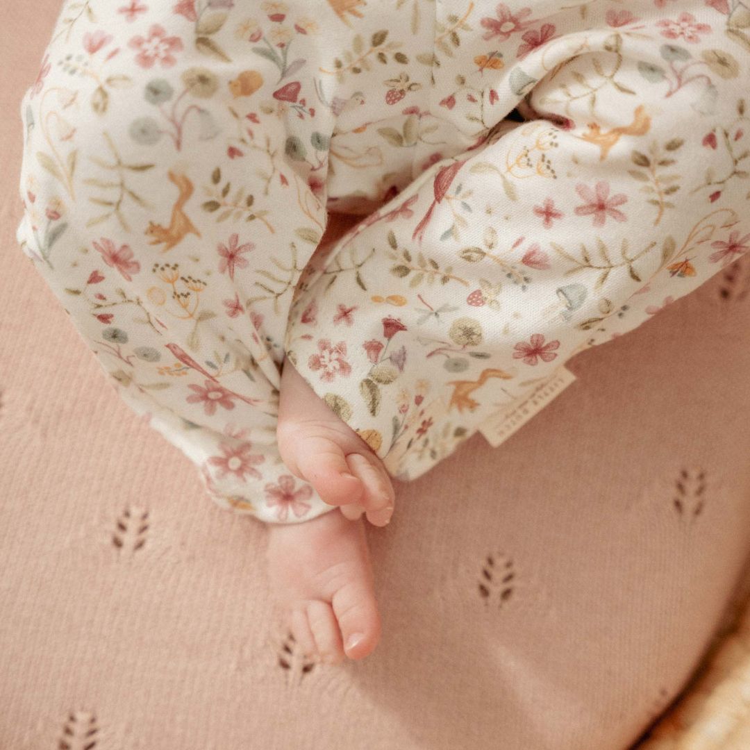 Baby-ben set i hvide leggings med rosa motiver, fra Little Dutch