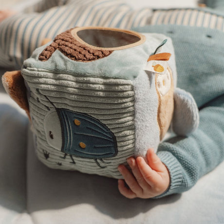 Aktivitetsterning til baby med ræv og motiver fra skoven, Forest Friends fra Little Dutch  - Blå blød terning i stof