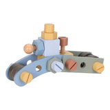 konstruktion lavet af dele fra arbejdsbænk i træ fra Little Dutch, perfekt til rolle-og fantasileg for din lille håndværker, fås hos Nordic Simply 