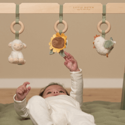 aktivitetsstativ i træ, babygym til baby fra little dutch hos nordicsimply