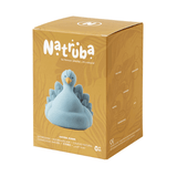 Lyseblå påfugl badedyr til baby i naturgummi fra natruba hos nordicsimply