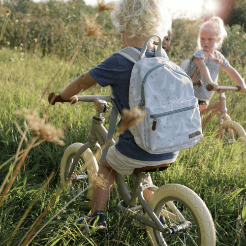 oliven-grøn løbecykel til børn fra 2 til 5 år fra little dutch hos nordicsimply 