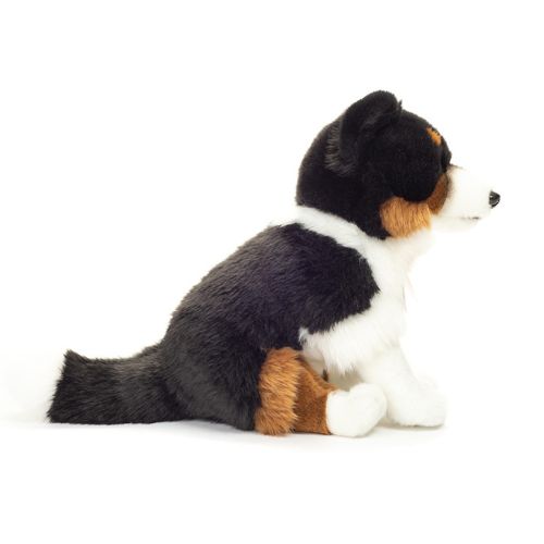 Sød siddende Border Collie bamsehund fra Teddy Hermann, 30 cm, perfekt til kram og leg hos Nordic Simply.