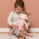 Dukke, Rosa 50 cm. Barn leger med blød slaske-dukke, som er perfekt til kram og leg.