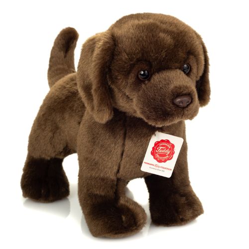 Labrador bamse i chokoladebrun der står, blød legetøjshund fra Teddy Hermann, perfekt til kram og venskab.