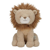 brun løve bamse, sidder  med brun manke og smil, sød krammebamse til børn fra 0 mdr. Little Dutch Safari kollektion.