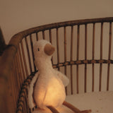 Vågelys og bamse med hjertelyd - Gås i kurv med blødt lys i maven.