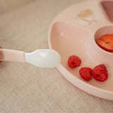 rosa babyske, set ved rosa børnetallerken i samme serie fra Mepal x Little Dutch.