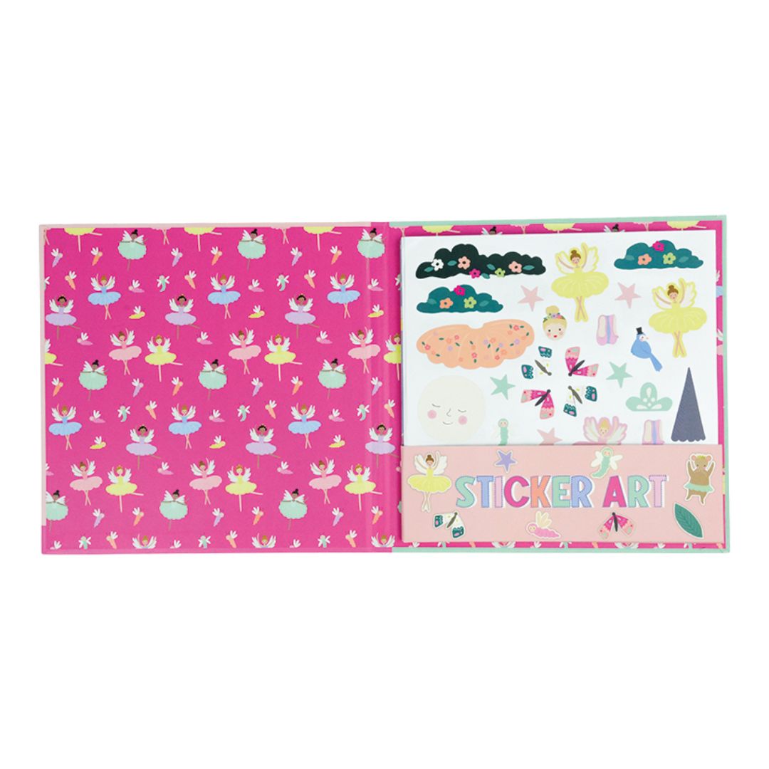 Sticker-art bog med fantasi - Opslag med søde fantasi motiver, perfekt til kreativ leg fra 3 år og op.